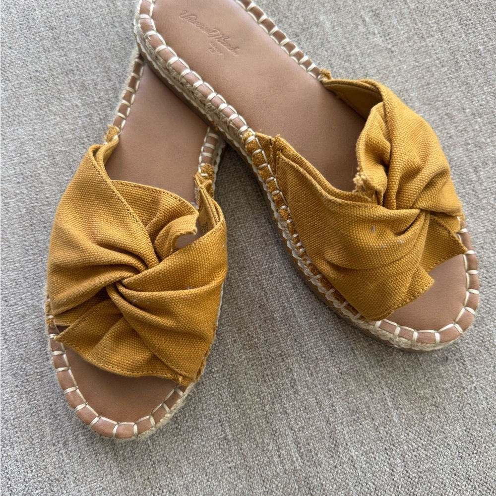 Universal Thread Mustard Espadrille Slides